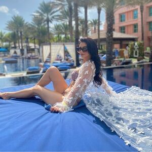 Gorgeous Butterfly Beach Robe Size XS unknown brand